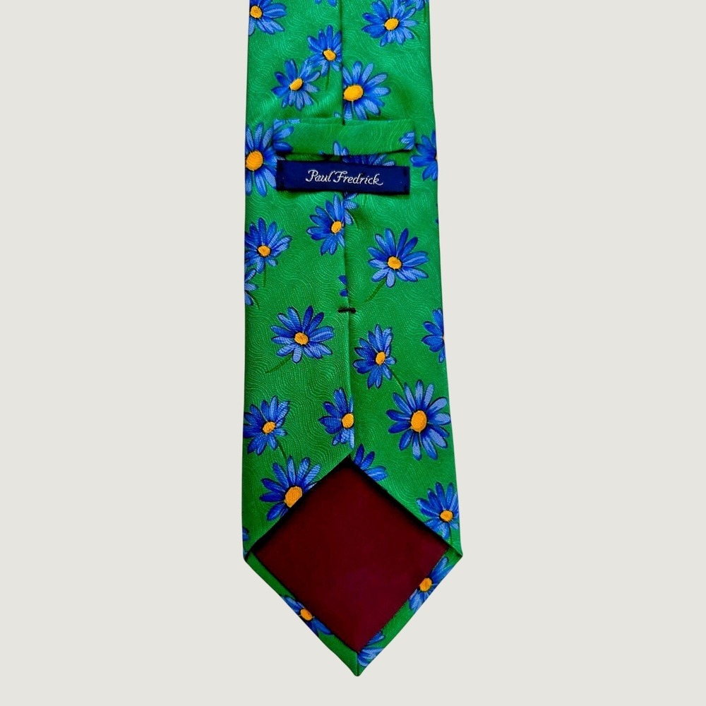 Men's 100% Silk Peter Fredrick Spring / Summer Green Tie with Blue Daisy Print - Picture 5 of 5